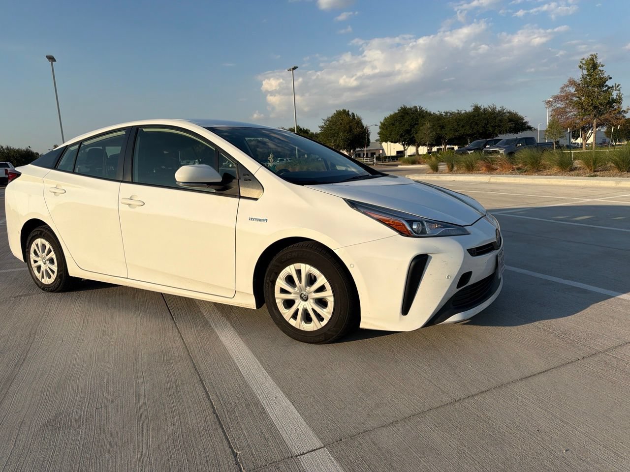 Used 2022 Toyota Prius LE