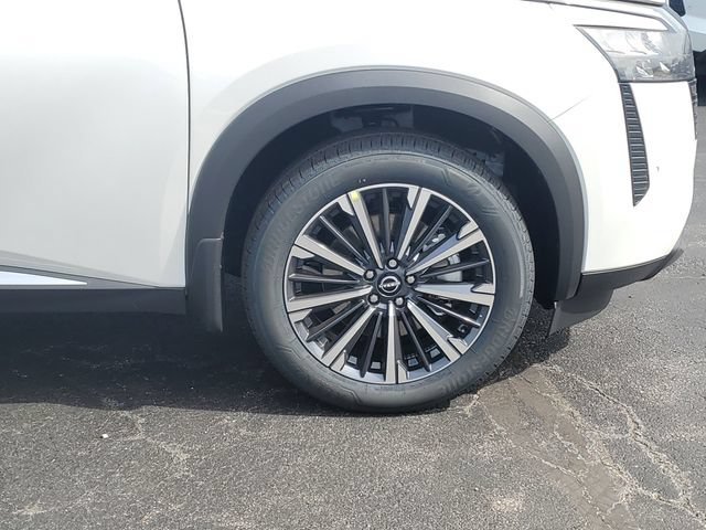 New 2026 Nissan Pathfinder Platinum AWD/4WD image 9