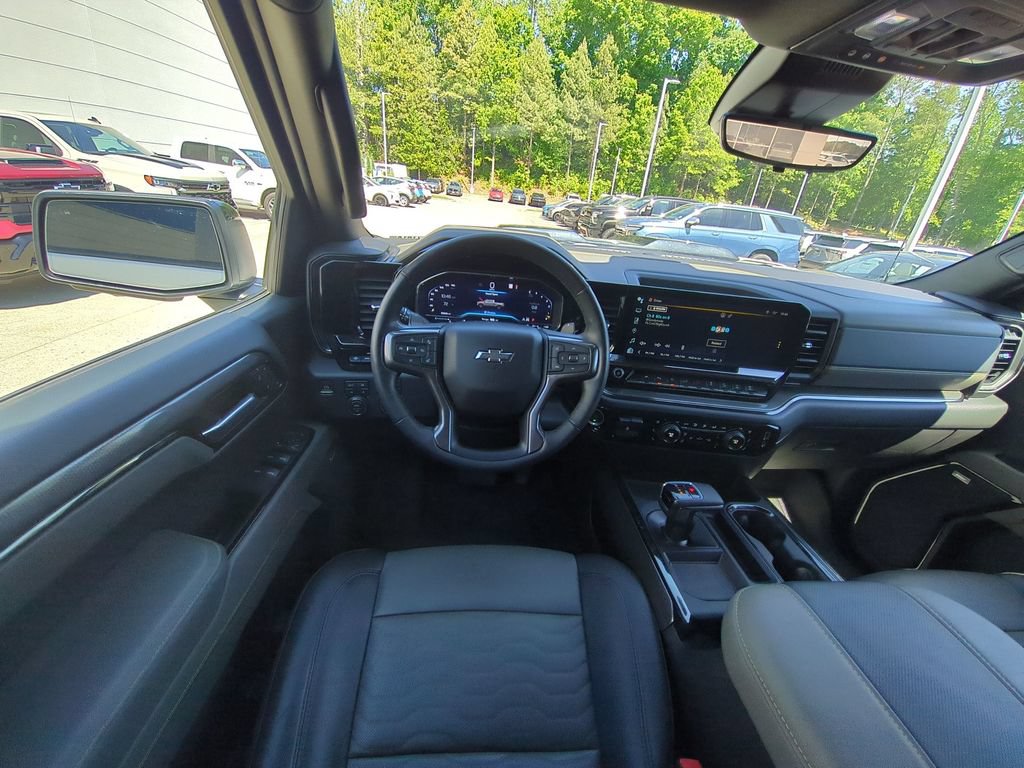 Used 2023 Chevrolet Silverado 1500 ZR2 w/ Technology Package AWD/4WD image 31