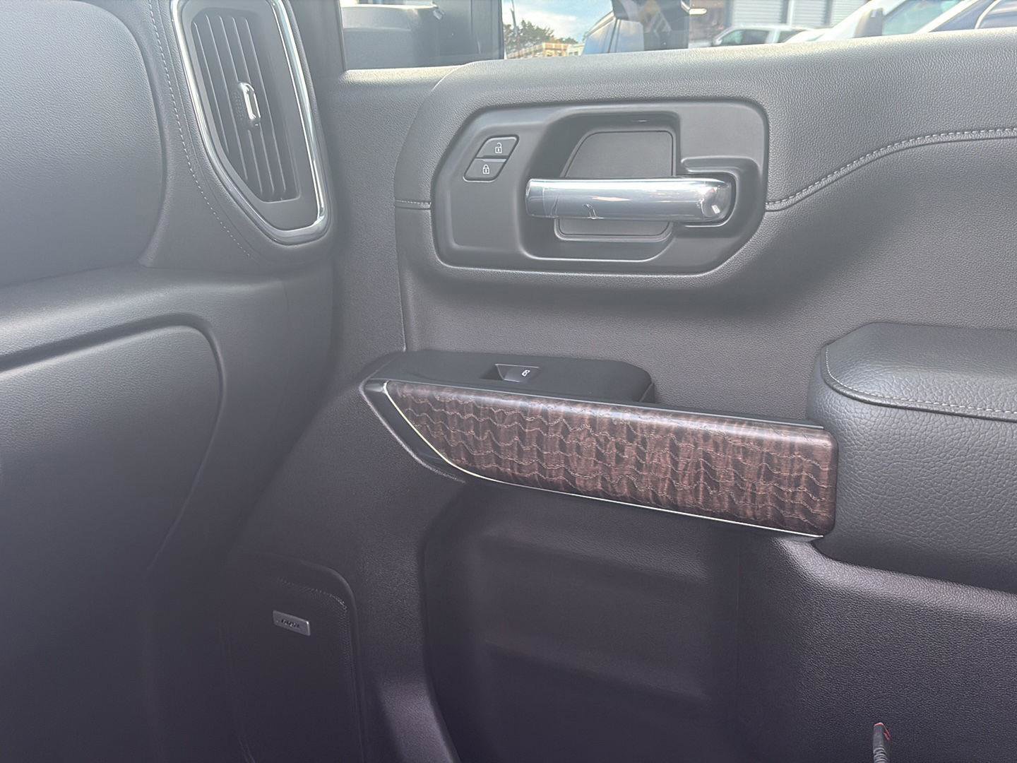Used 2023 GMC Sierra 2500 Denali image 27
