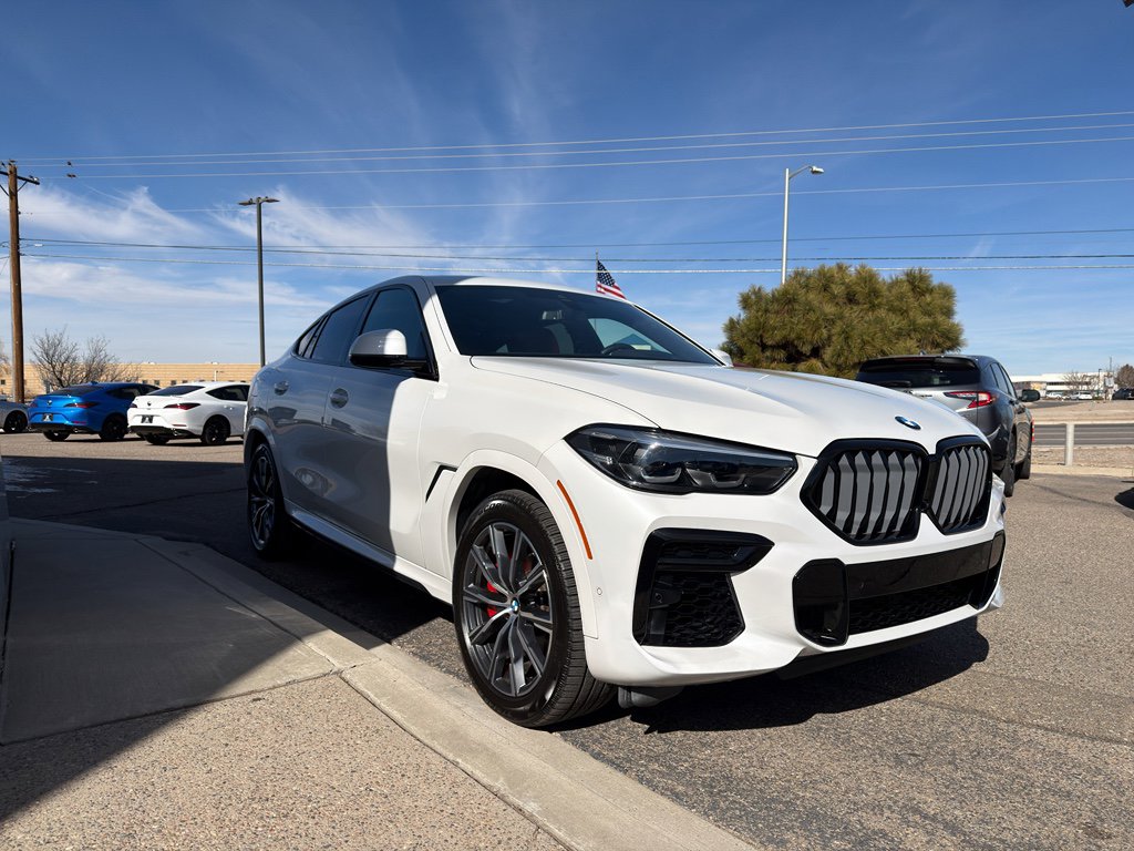 Used 2022 BMW X6 M50i w/ Premium Package image 5