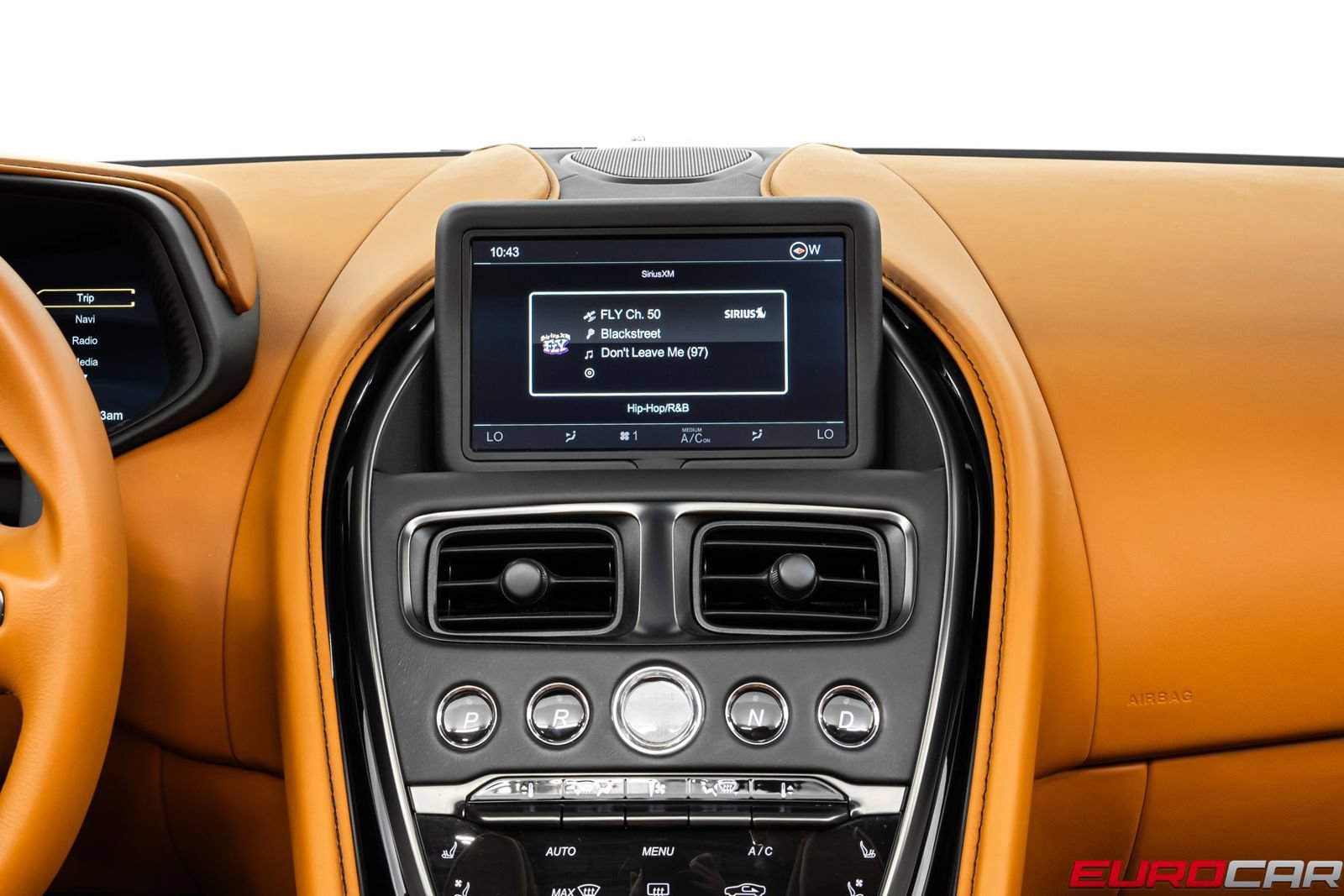 Used 2019 Aston Martin DB11 Volante RWD image 30