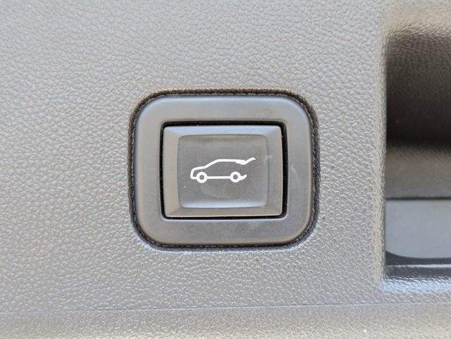 Used 2022 Chevrolet Equinox Premier AWD/4WD image 10