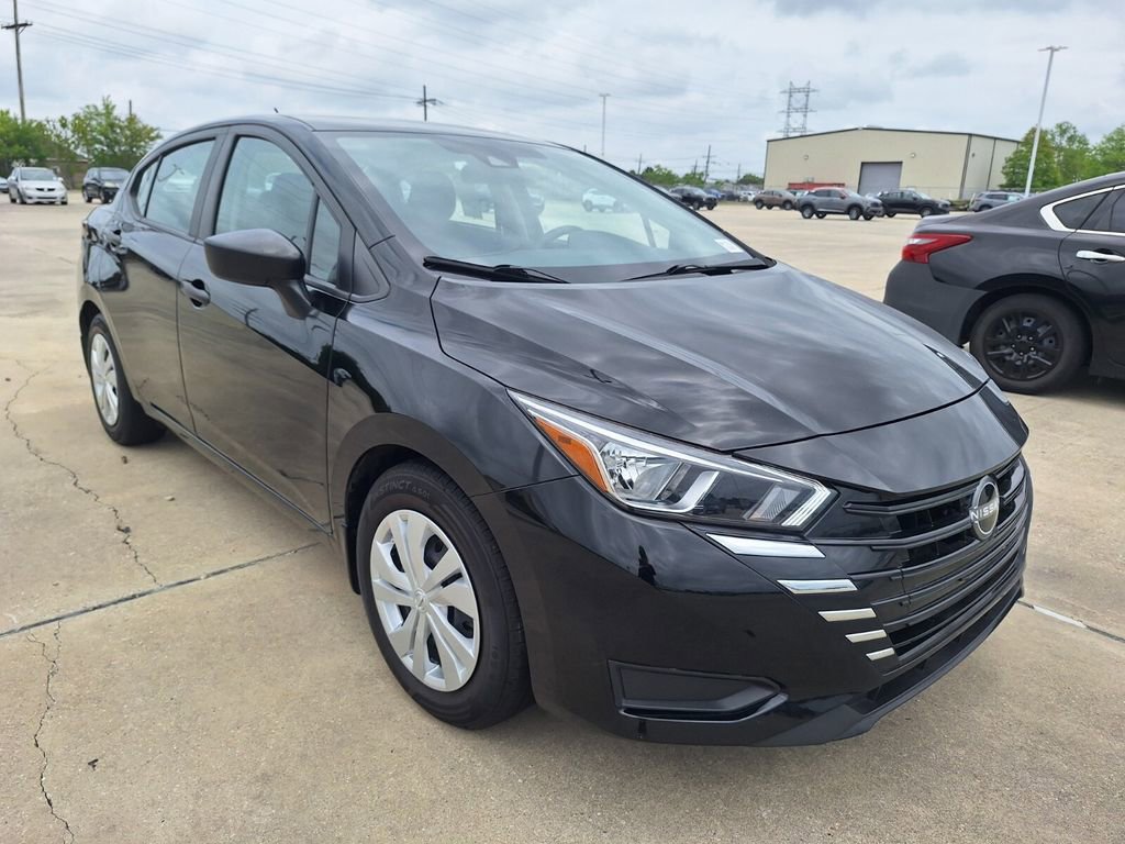Used 2023 Nissan Versa S w/ Trunk Package FWD image 6