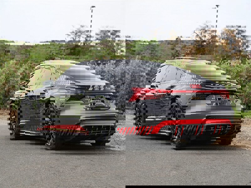Used 2023 Audi RS e-tron GT image 9