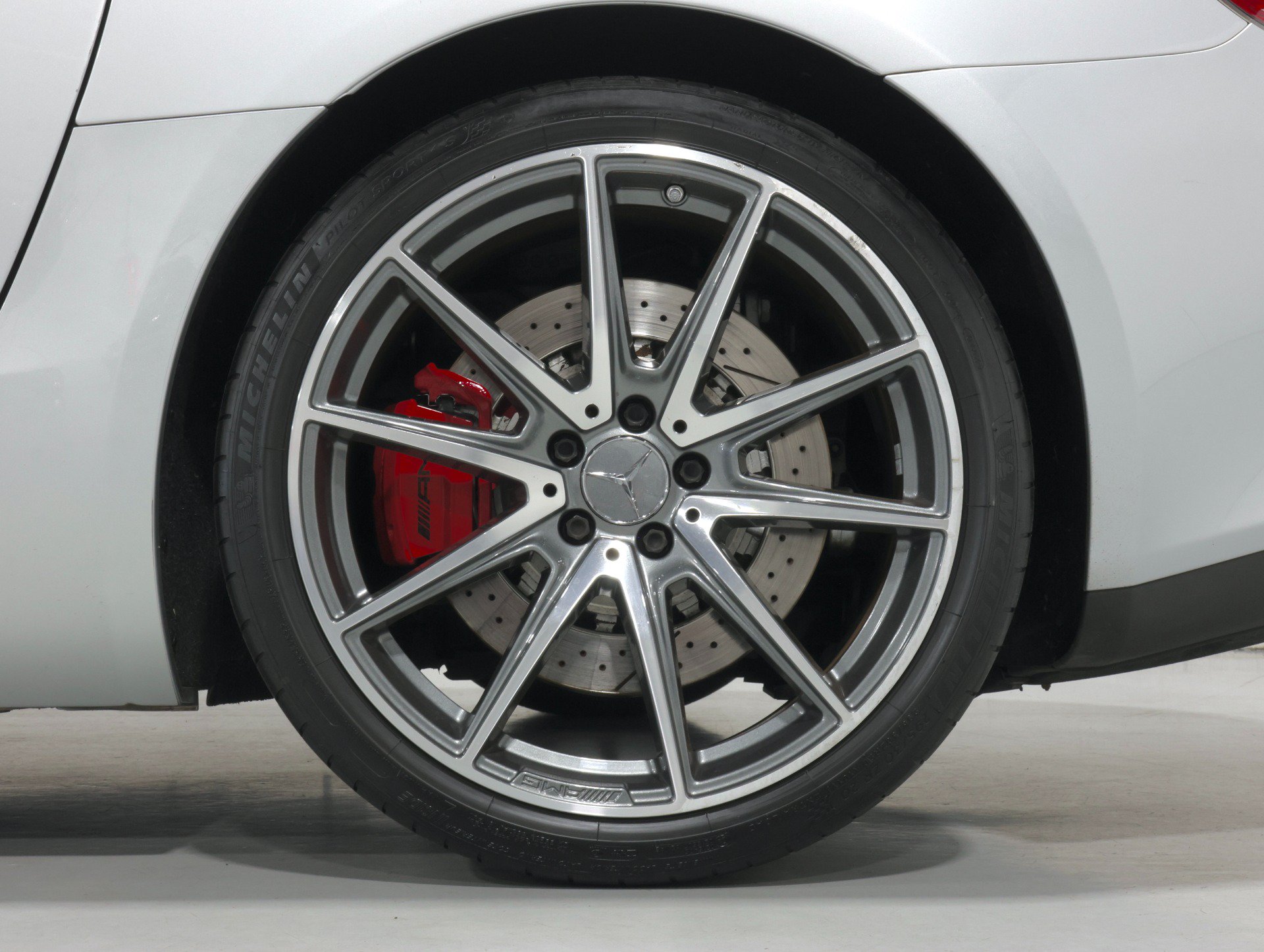 Used 2016 Mercedes-Benz AMG GT S image 25