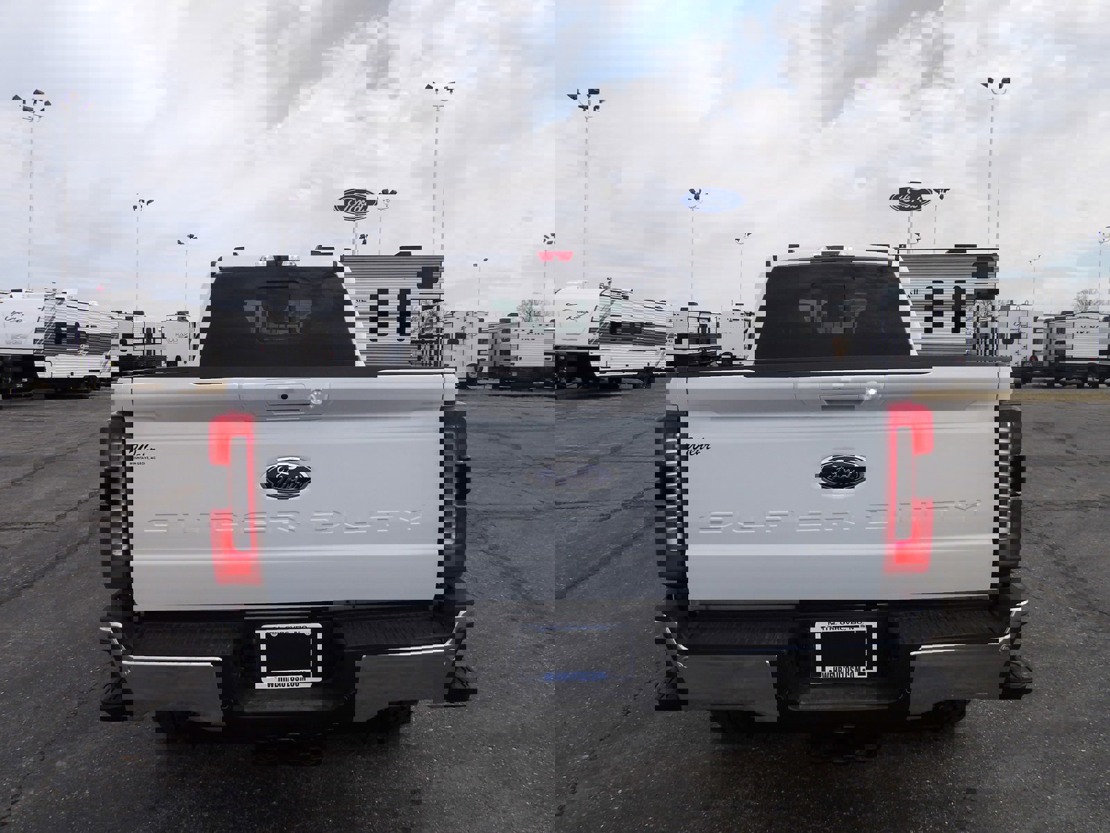 New 2025 Ford F250 Lariat w/ Chrome Package image 7