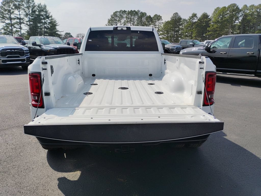 New 2026 RAM 3500 Tradesman AWD/4WD image 15