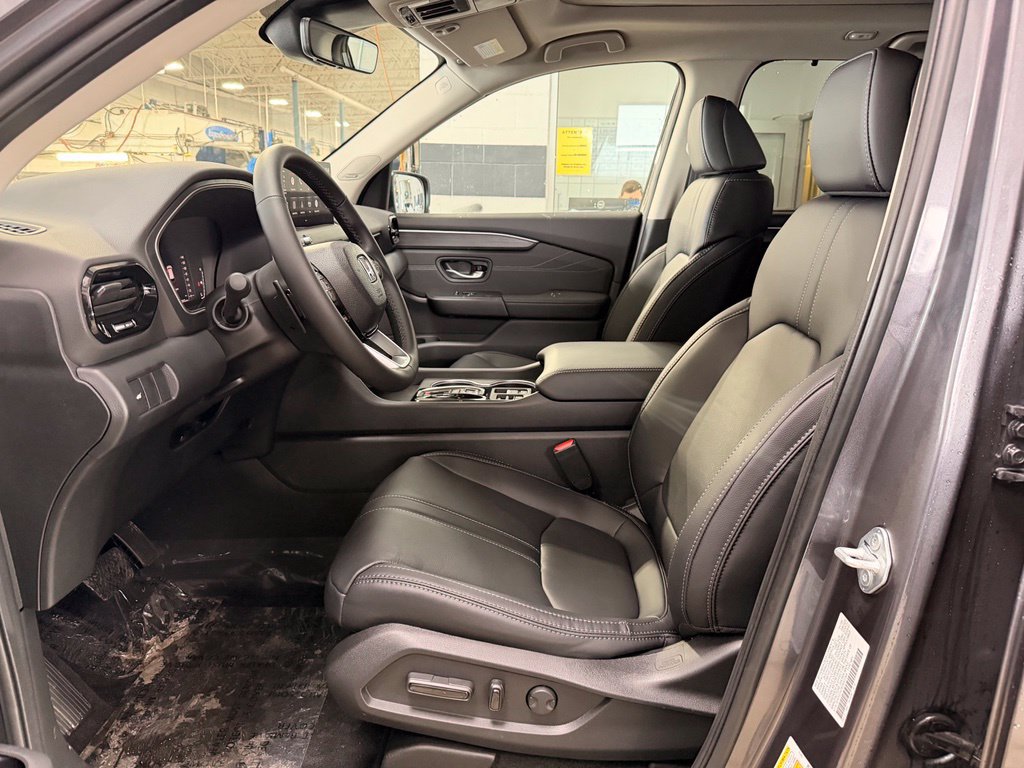 New 2026 Honda Pilot Touring image 12