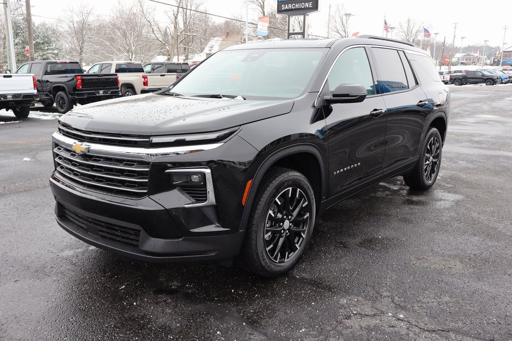 Used 2025 Chevrolet Traverse LT w/ Sun and Wheel Package image 28