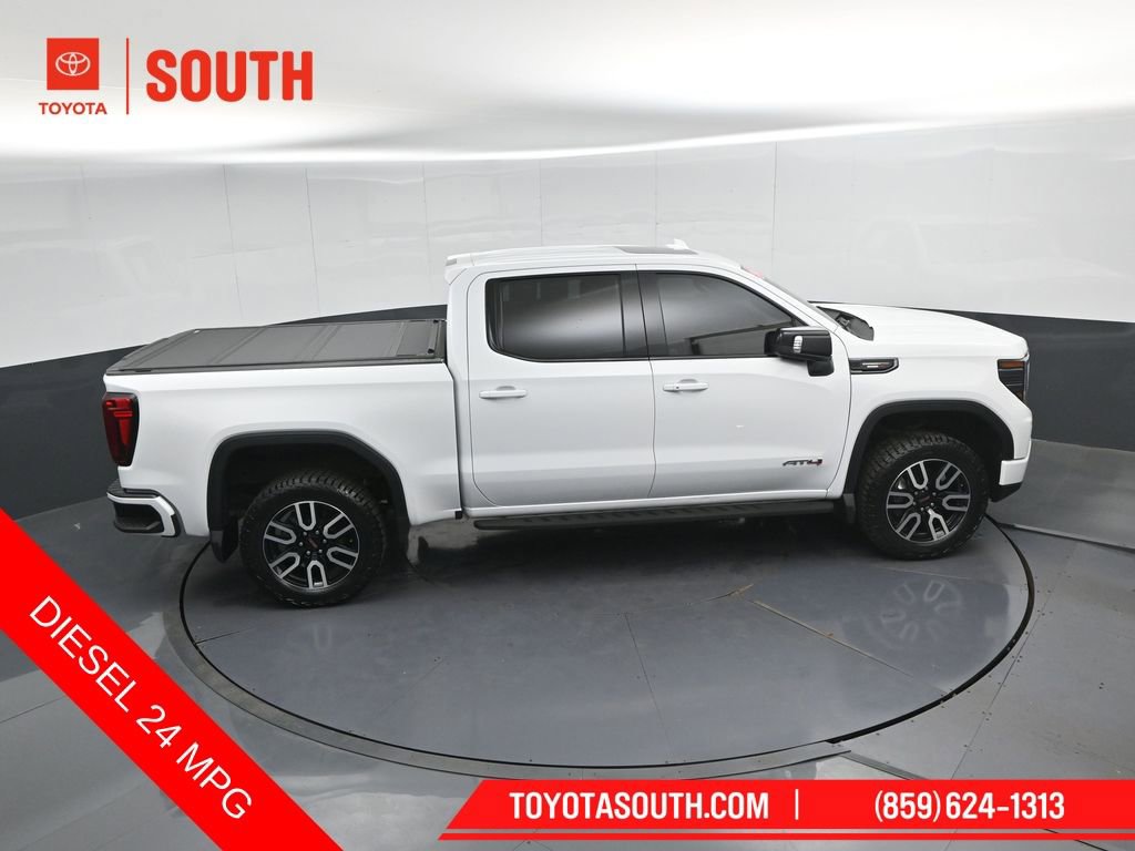 Used 2023 GMC Sierra 1500 AT4 w/ AT4 Premium Package AWD/4WD image 40