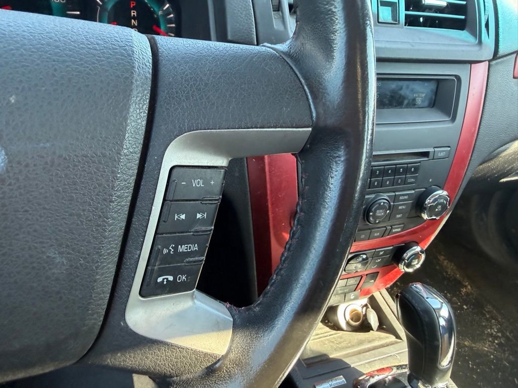 Used 2010 Ford Fusion Sport image 13
