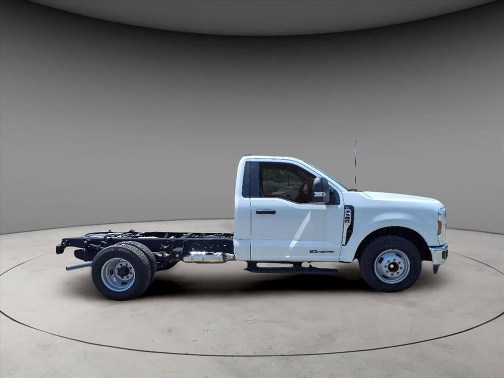 New 2024 Ford F350 XL w/ XL Chrome Package image 6
