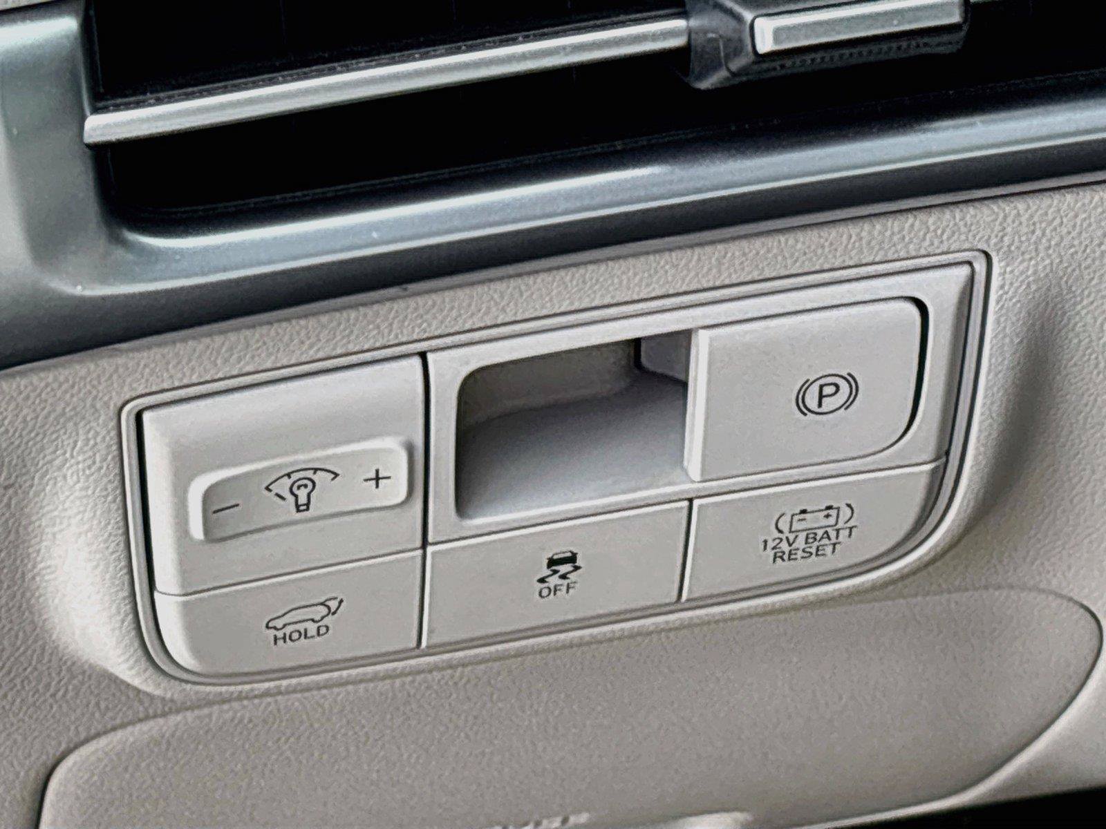 Certified 2025 Hyundai Tucson SEL AWD/4WD image 14