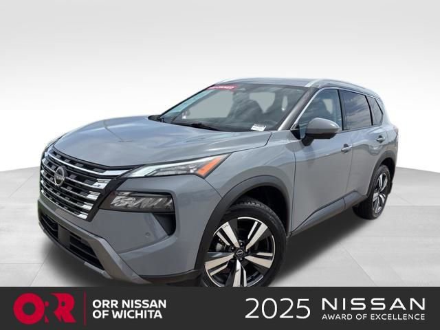 Used 2025 Nissan Rogue SL AWD/4WD image 1