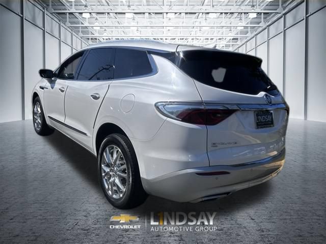 Certified 2023 Buick Enclave Essence w/ Experience Buick Package AWD/4WD image 5