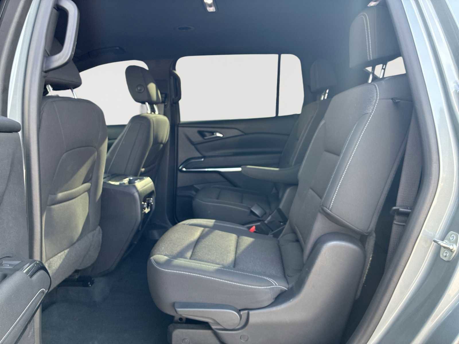 Certified 2024 Chevrolet Traverse LT w/ LPO, Floor Liner Package image 25
