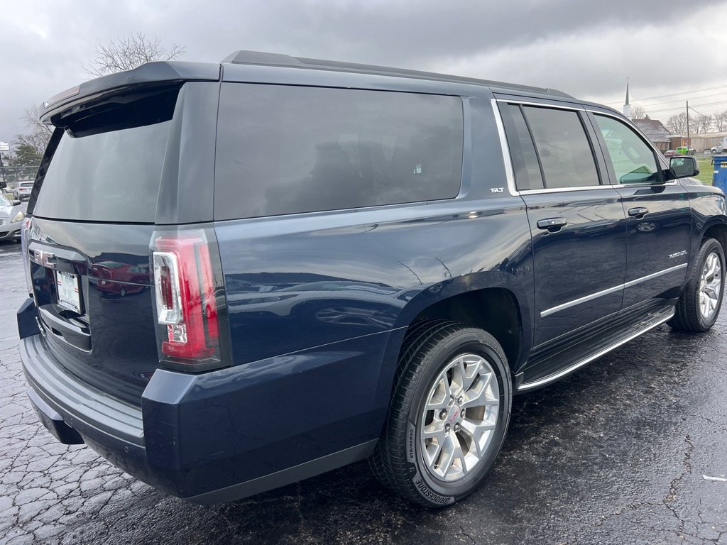 Used 2017 GMC Yukon XL SLT w/ Open Road Package image 7