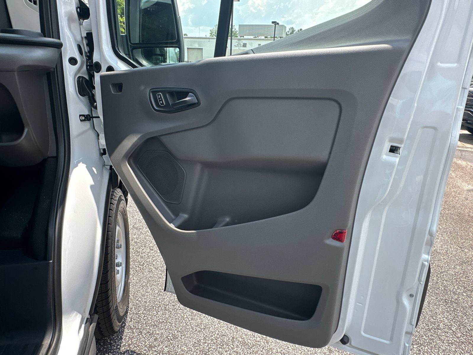 New 2026 Ford Transit 250 148 Medium Roof w/ Load Area Protection Package RWD image 14
