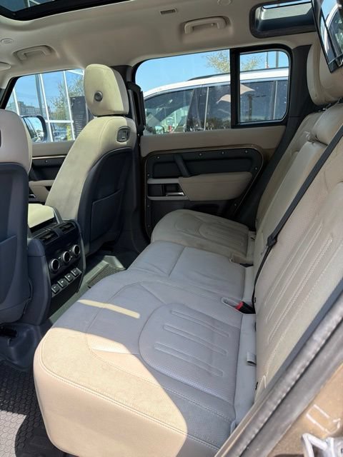 Used 2020 Land Rover Defender 110 First Edition AWD/4WD image 6