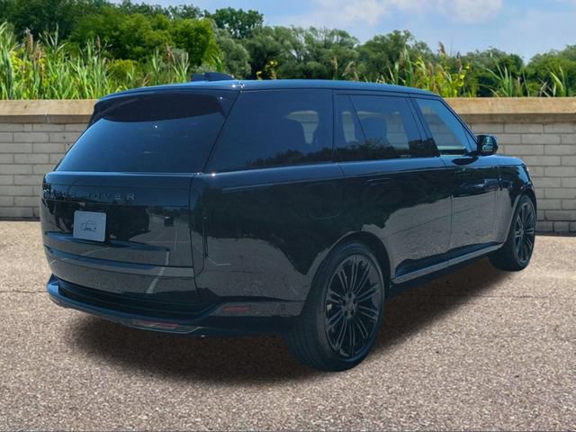 New 2026 Land Rover Range Rover Long Wheelbase SE AWD/4WD image 4