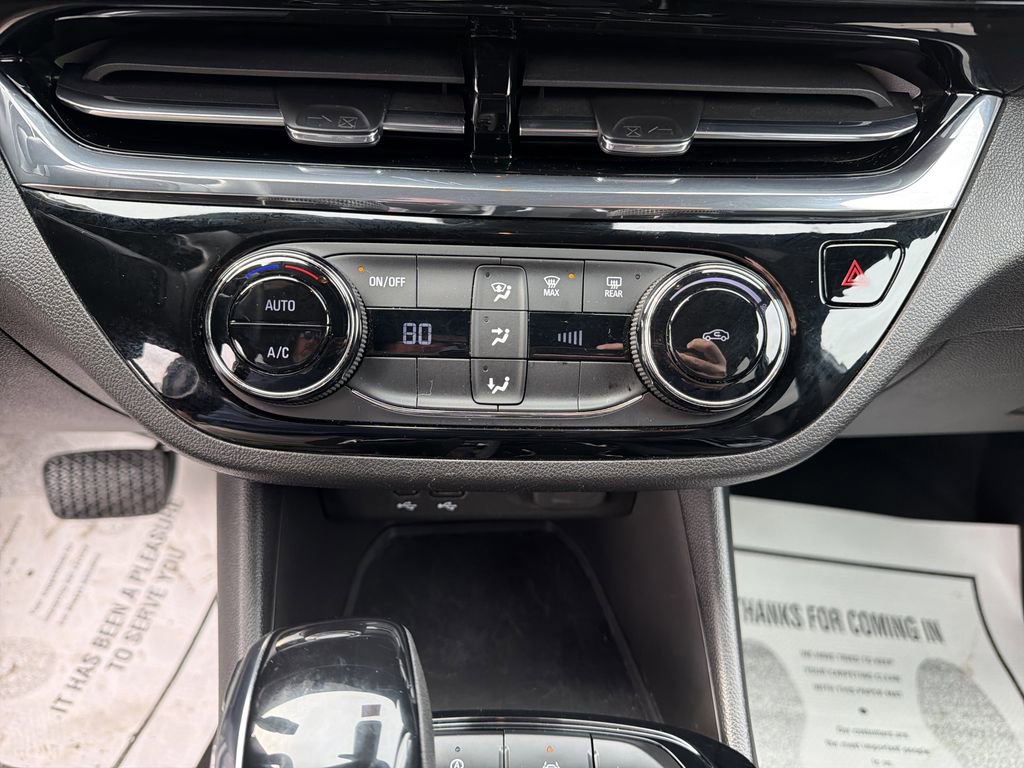 Used 2025 Buick Envista Sport Touring FWD image 22