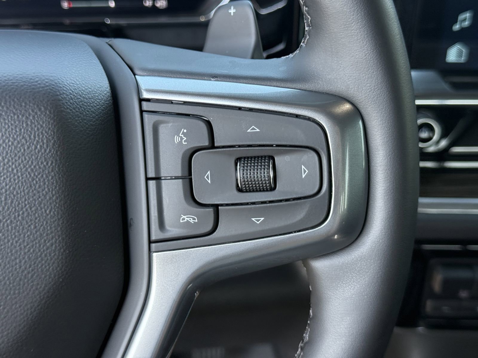 Used 2025 Chevrolet Silverado 1500 LT Trail Boss w/ Convenience Package II image 28