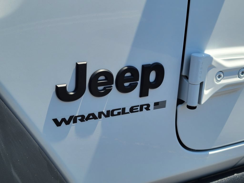 Used 2025 Jeep Wrangler Unlimited Sport AWD/4WD image 23