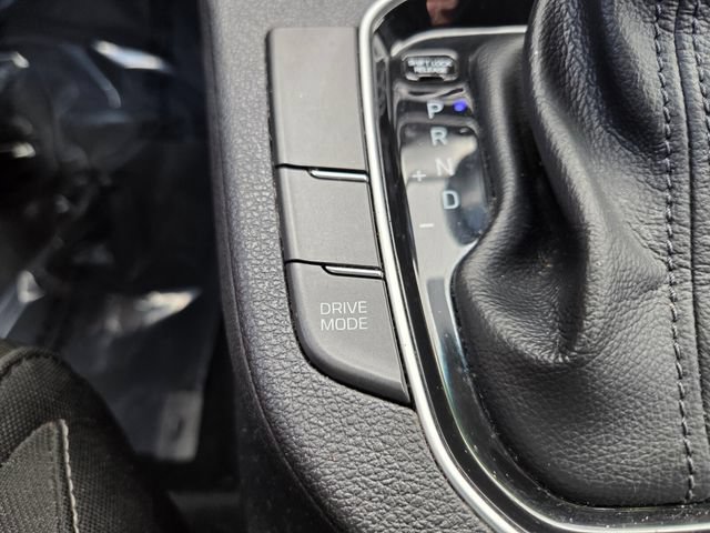 Used 2018 Hyundai Elantra GT FWD image 28