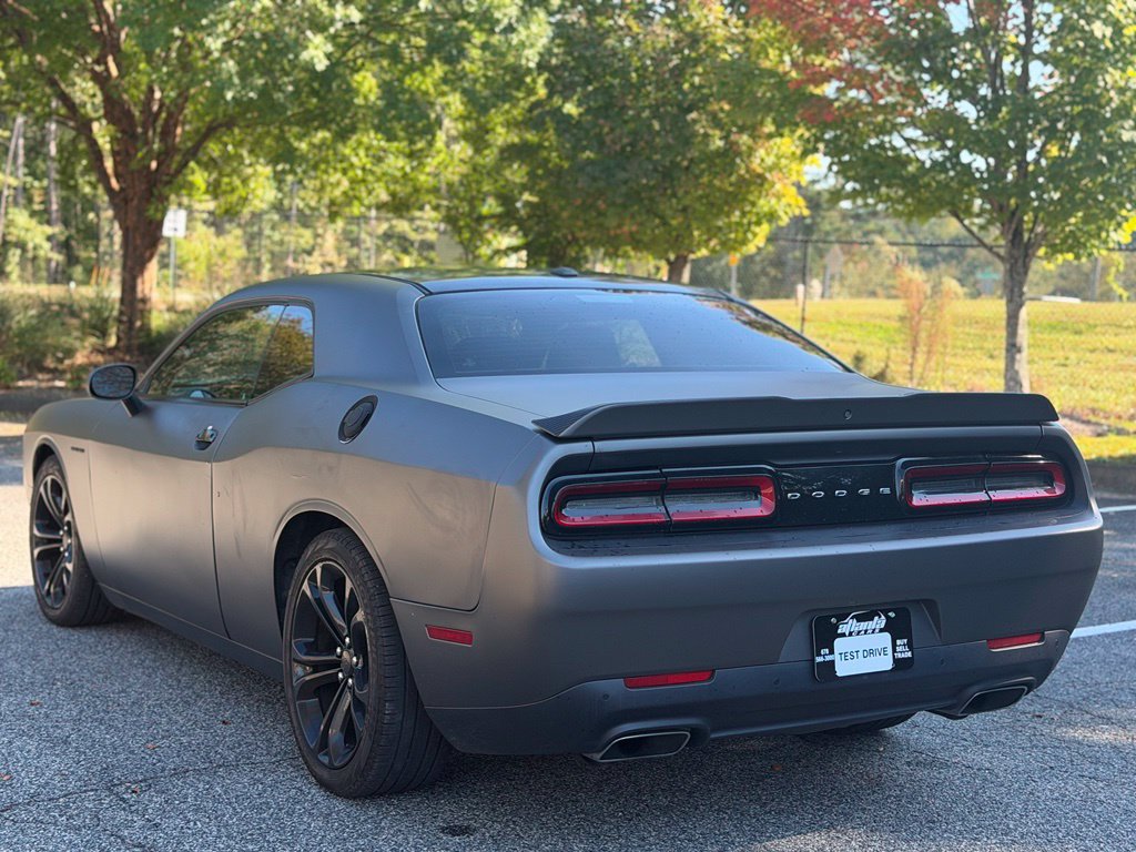 Used 2021 Dodge Challenger R/T RWD image 3