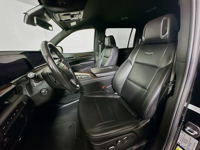Used 2024 Cadillac Escalade ESV Luxury image 23