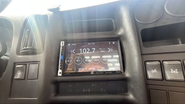 Used 2008 GMC TopKick C5500 2WD Regular Cab image 12