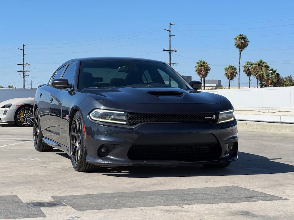 Used 2016 Dodge Charger R/T Scat Pack w/ Beats Audio Group RWD image 3