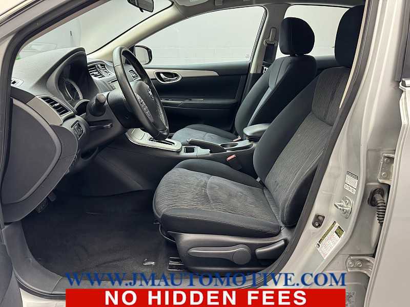 Used 2015 Nissan Sentra SV FWD image 12
