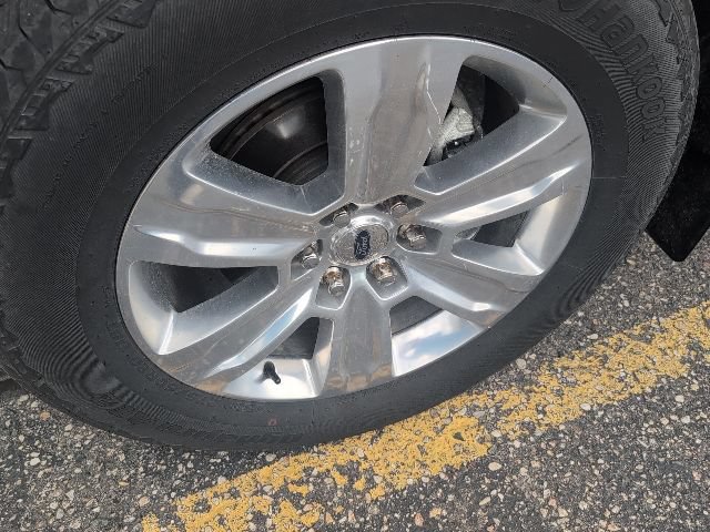 Used 2019 Ford F150 XL w/ Equipment Group 101A Mid AWD/4WD image 10