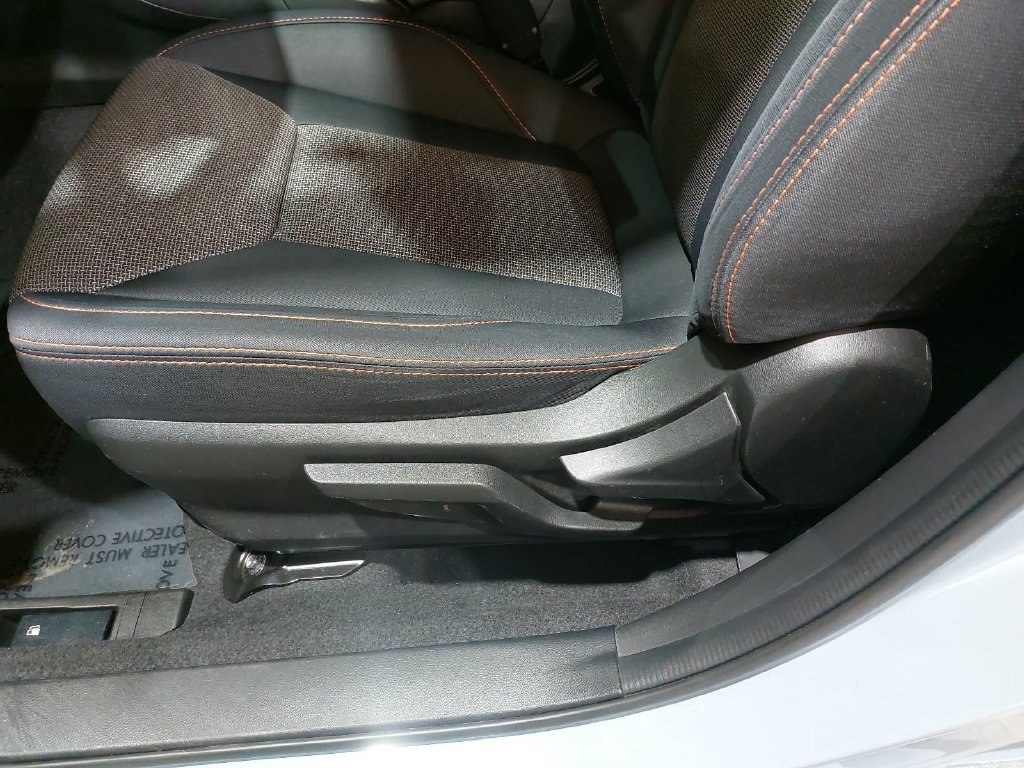 Used 2019 Subaru Crosstrek 2.0i Premium w/ Eyesight System AWD/4WD image 27