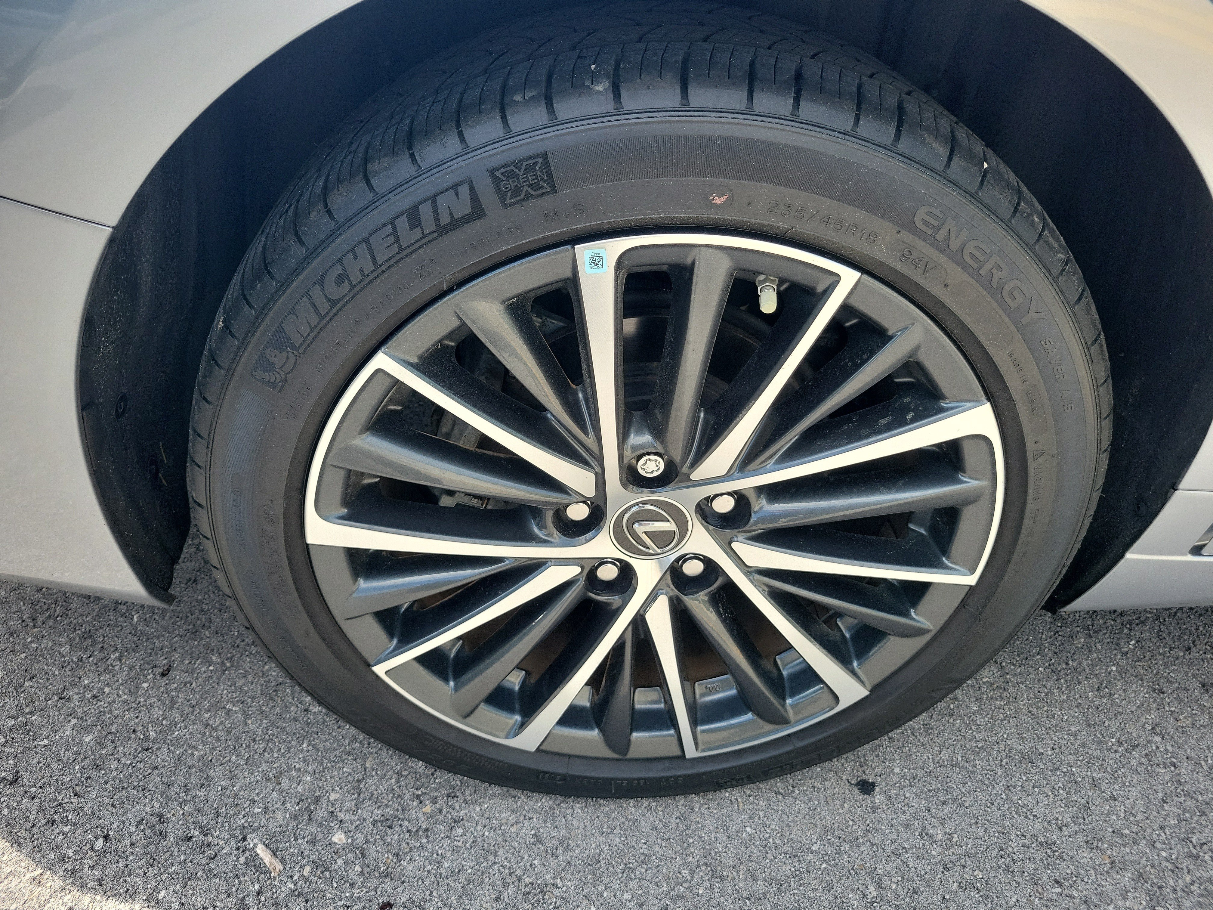 Certified 2023 Lexus ES 250 w/ Premium Package AWD/4WD image 7