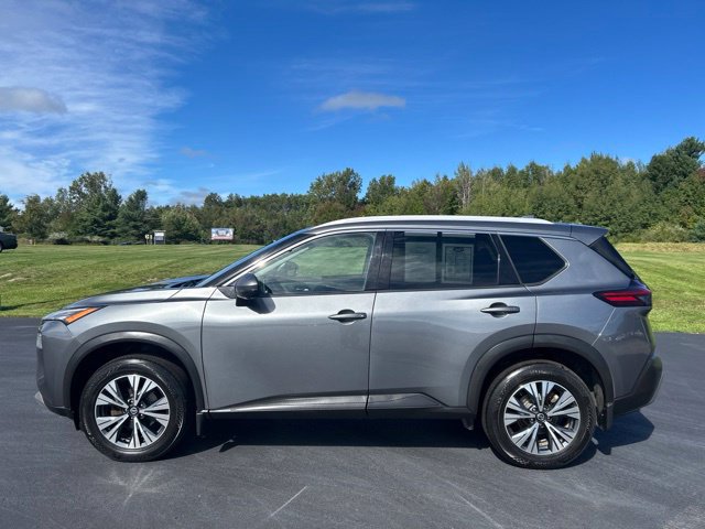 Used 2021 Nissan Rogue SV FWD image 3