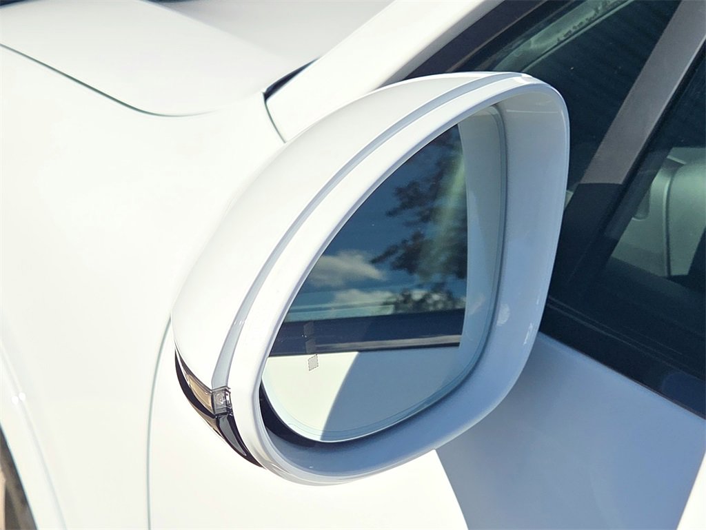 New 2026 Porsche Cayenne GTS image 30