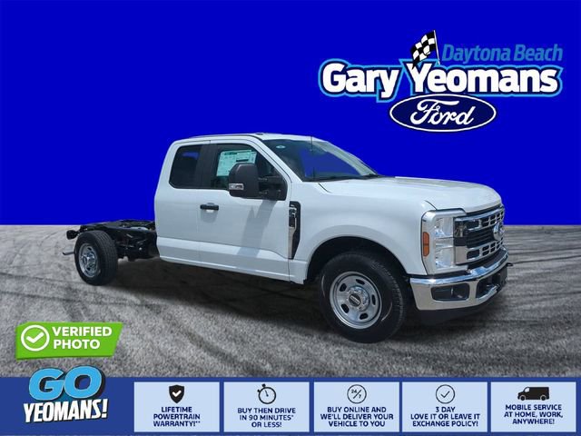New 2025 Ford F350 XL w/ XL Chrome Package