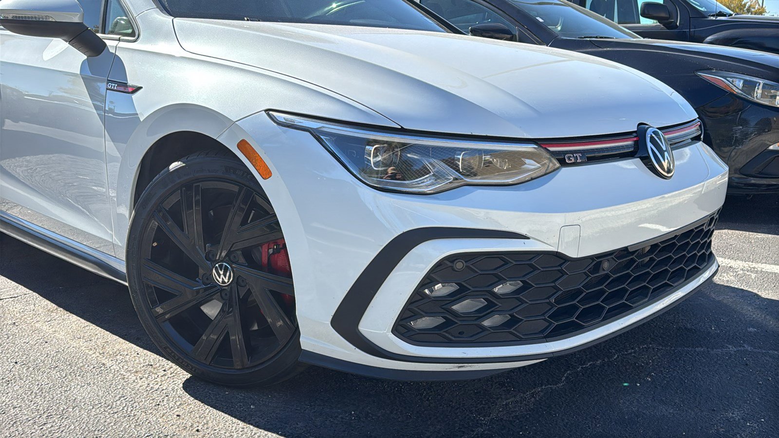 Used 2022 Volkswagen GTI SE image 9
