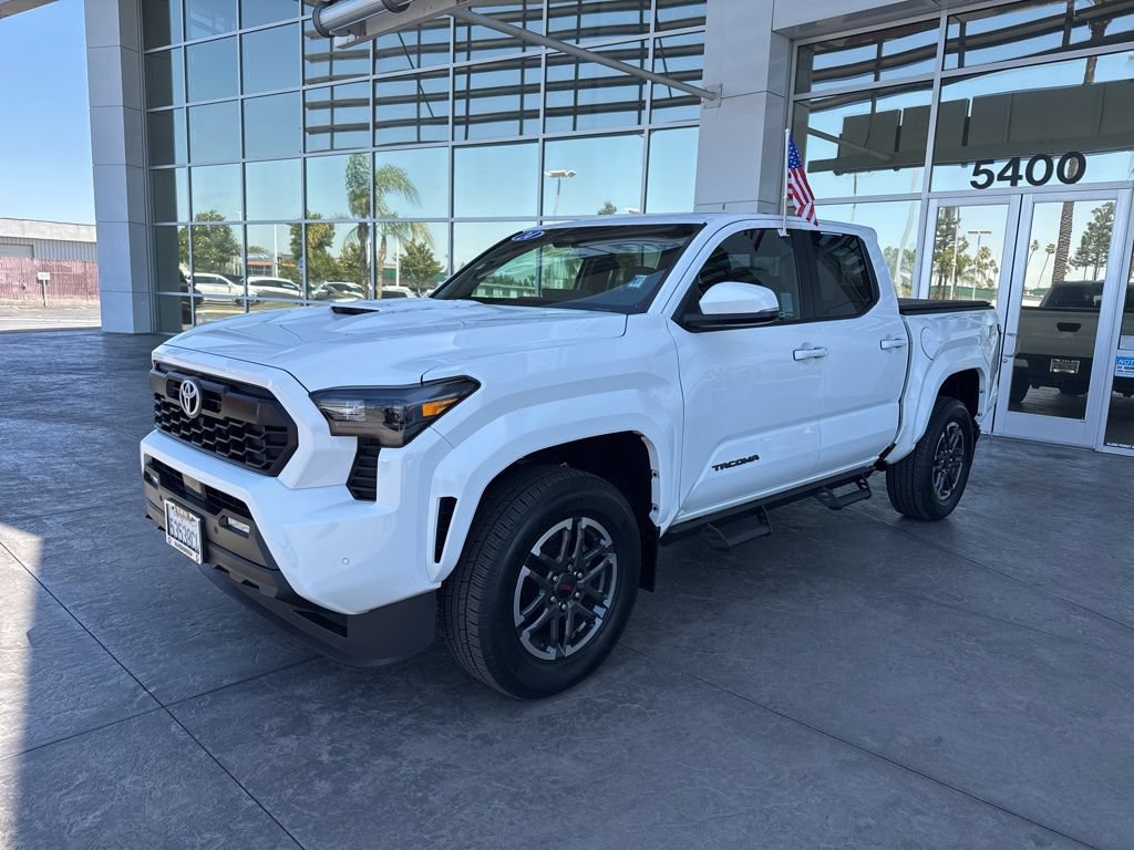 Used 2024 Toyota Tacoma TRD Sport RWD image 1