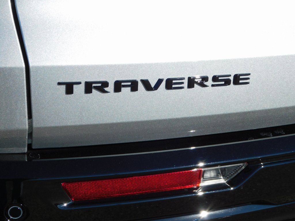 New 2026 Chevrolet Traverse RS w/ LPO, Floor Liner Package image 44