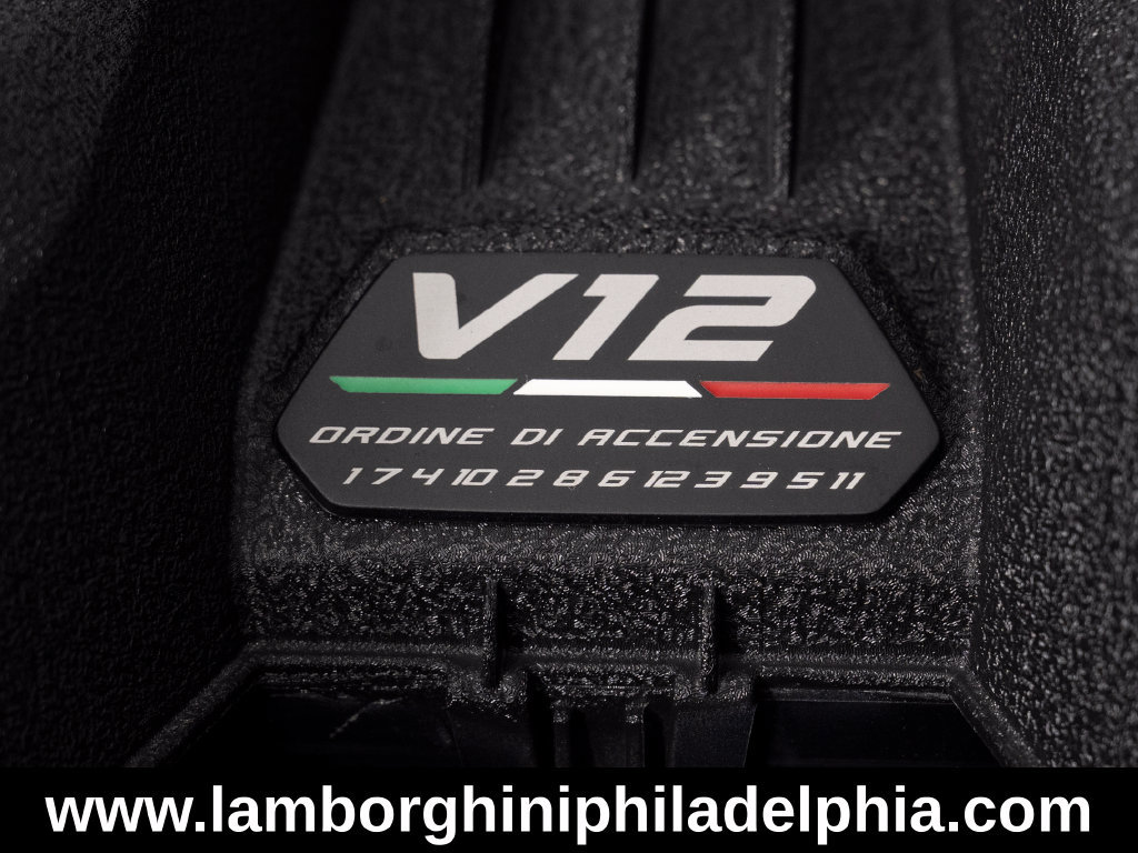 Used 2024 Lamborghini Revuelto AWD/4WD image 58