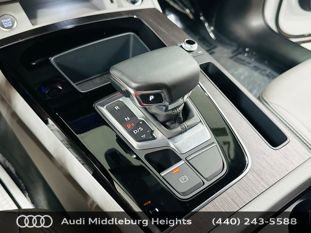 Certified 2023 Audi Q5 2.0T Premium w/ Convenience Package AWD/4WD image 16
