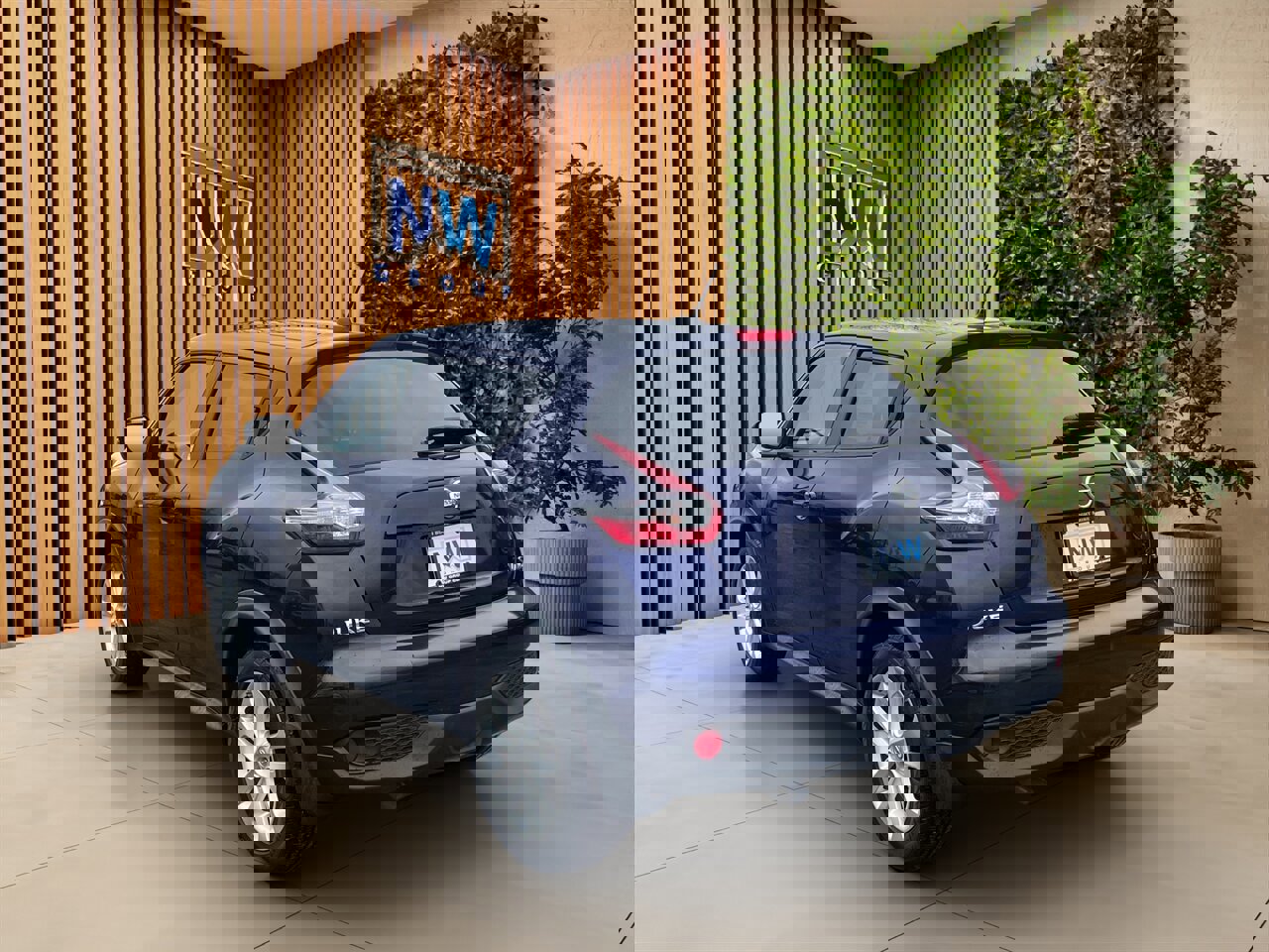 Used 2015 Nissan Juke SV image 35