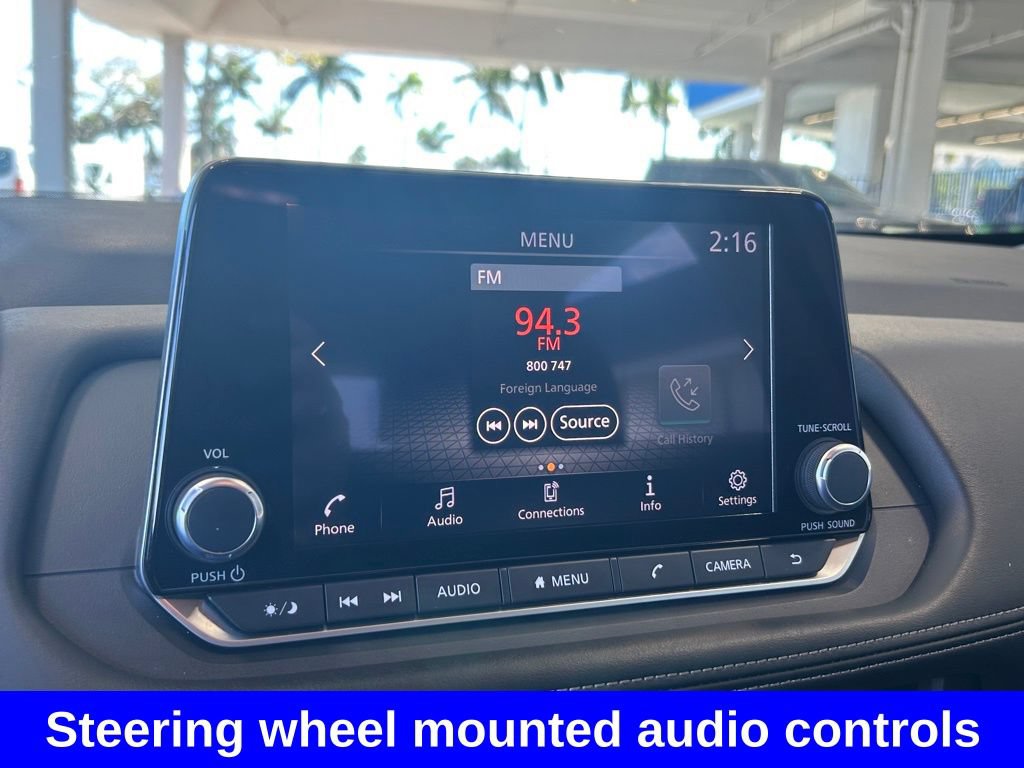 Used 2024 Nissan Rogue S AWD/4WD image 13