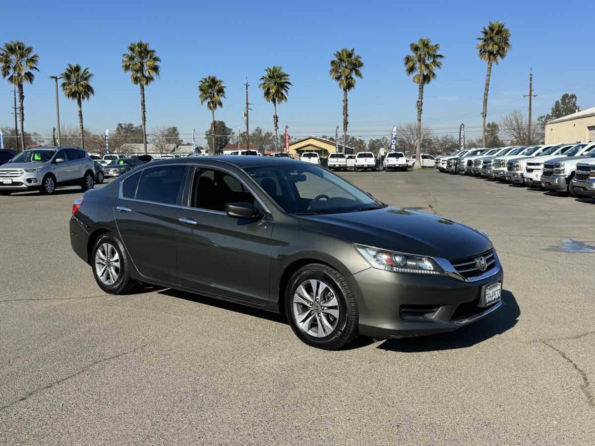 Used 2013 Honda Accord LX image 11