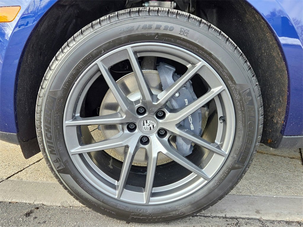 New 2026 Porsche Macan Turbo image 24