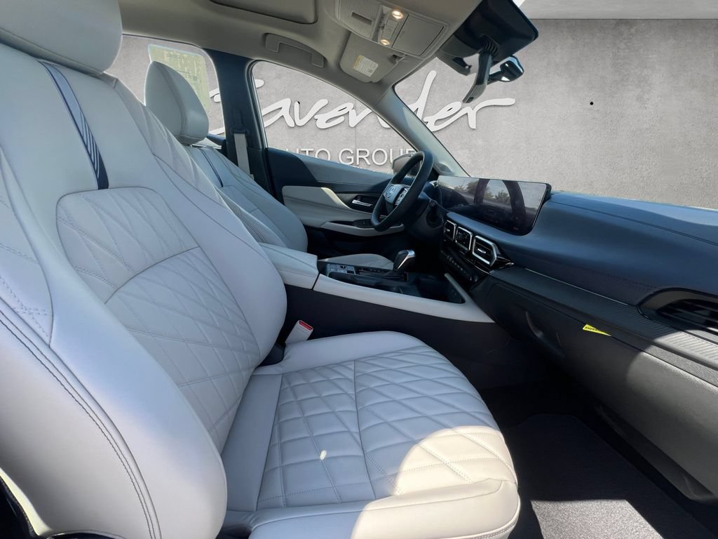 Certified 2026 Nissan Sentra SL w/ Floor Mat Package FWD image 24